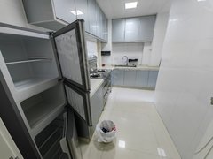 南通开发区能达商务区益兴大厦隔壁景瑞望府 精装两室电梯房适合携程情侣1600月出租房源真实图片