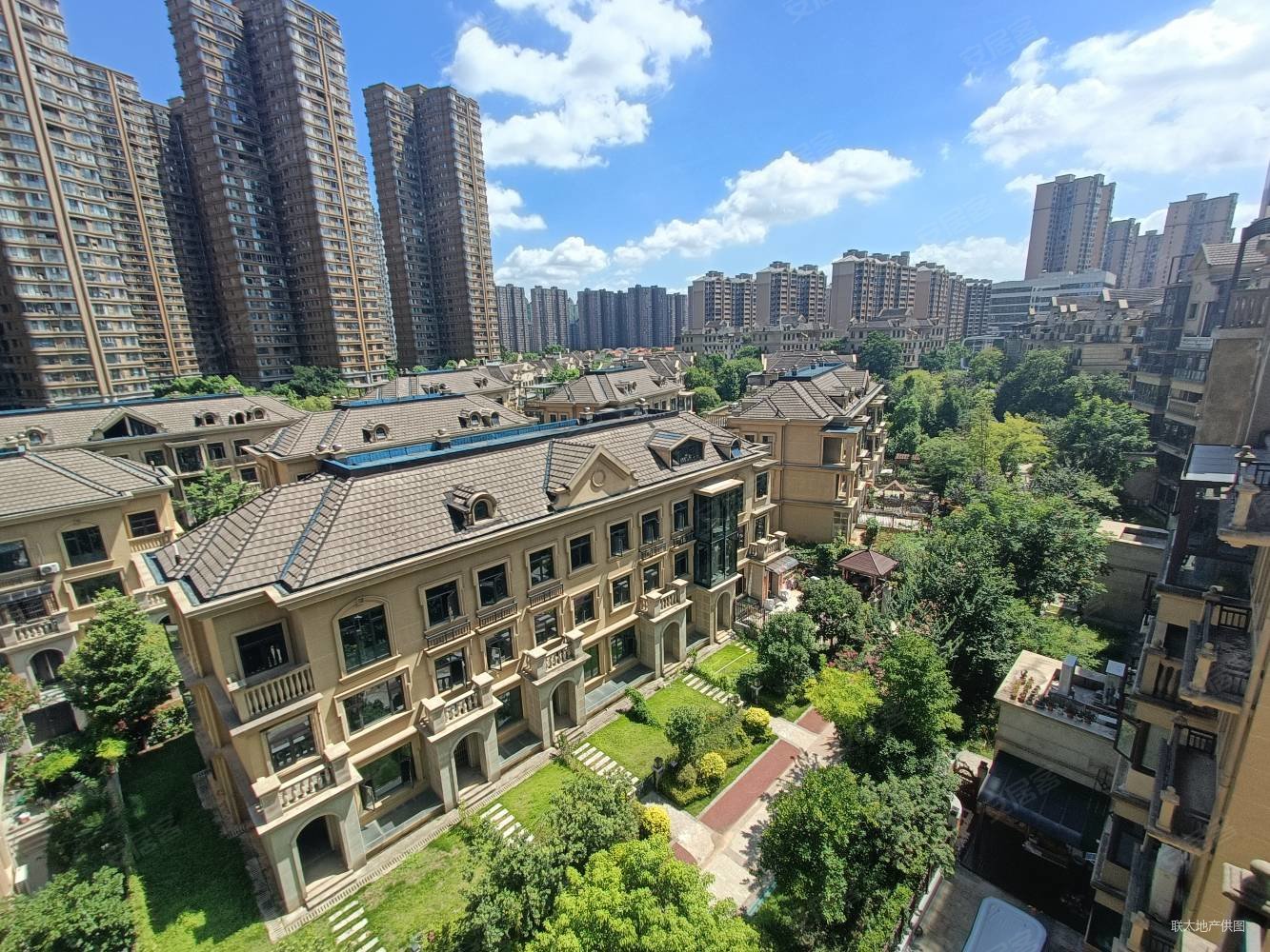 润和紫郡顶层复式洋房赠送115使用面积大送双露台