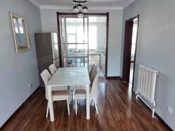 西宁城北柴达木路九号公馆海湖新区萨尔斯堡旁,九号公馆精装修拎包