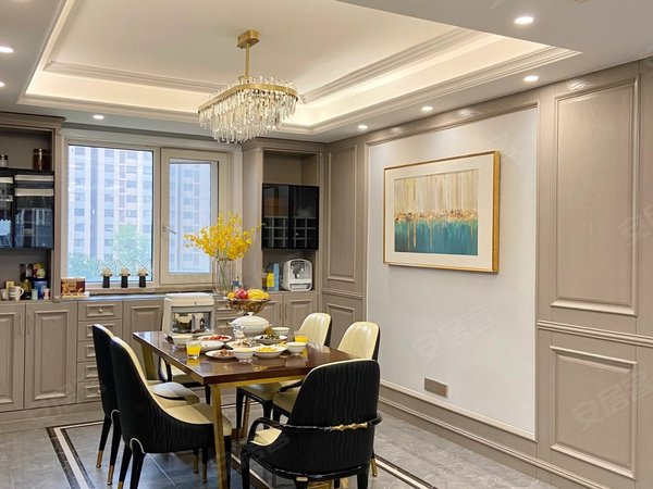 益阳赫山万达广场梓湖馨苑团员路 梓湖馨苑 三房 采光通风很好 欢迎