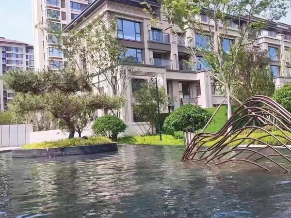 青岛城阳高新区世茂璀璨天城近52璀璨天城 无中介 可短租随时看房 拎包入住停车方便出租房源真实图片