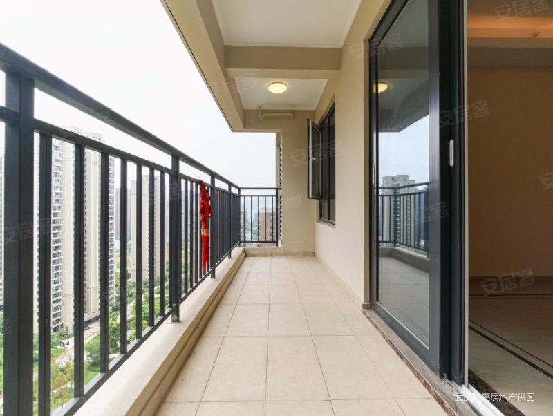 江夏府 近地铁 购物方便 房东诚心急售 品质小区 南北通透