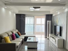 新沂建邺路锦绣华庭市区 包物业费 带暖气 星河湾精装两室1800每月 随时看出租房源真实图片