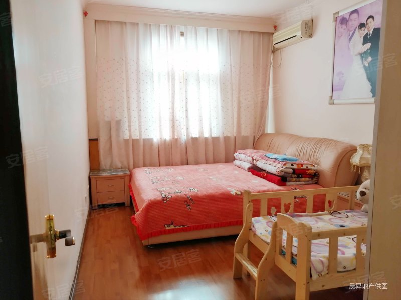 7平方 ,清凉山庄二手房,98万,3室2厅,2卫,135.7平米-西安安居客