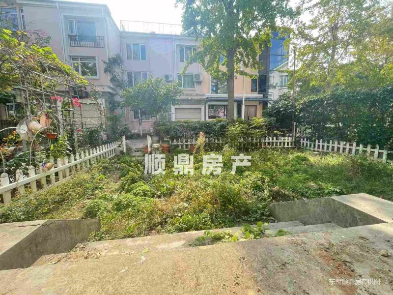 诚售,颐和美地西园(别墅)二手房,870万,5室2厅,3卫,236平米-南京安居