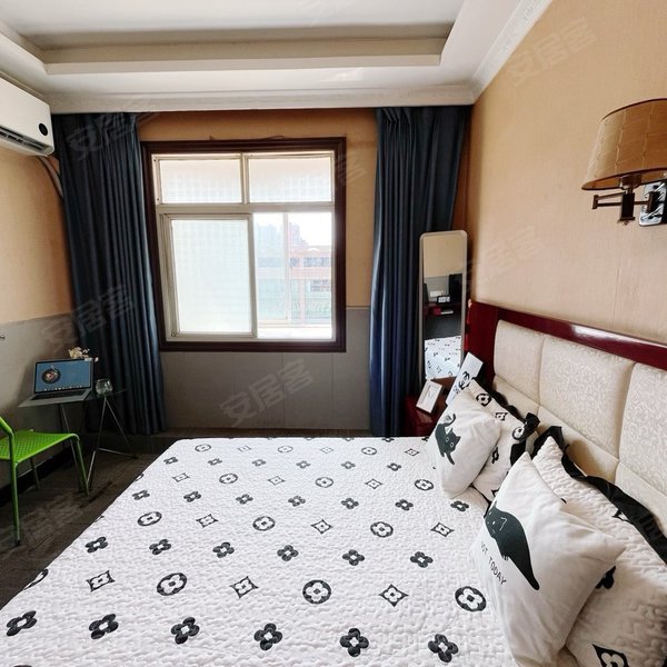 合租｜单间带独卫 无中 无登记费 烈士公园东 晚报大道押一付一