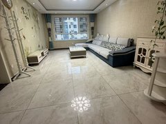 衡水深州深州城区繁华地段 中通洋房精装三室 屋里已做保洁年租一万五包物业费出租房源真实图片