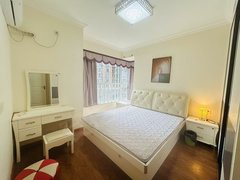 雅安雨城正黄金域片区时代天街 雅职院 可月付 生活配套齐全出租房源真实图片