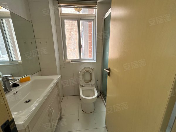 奥园康城(a区)两室 电梯房 精装修 家电齐全 看房方便,渝中租房-重庆