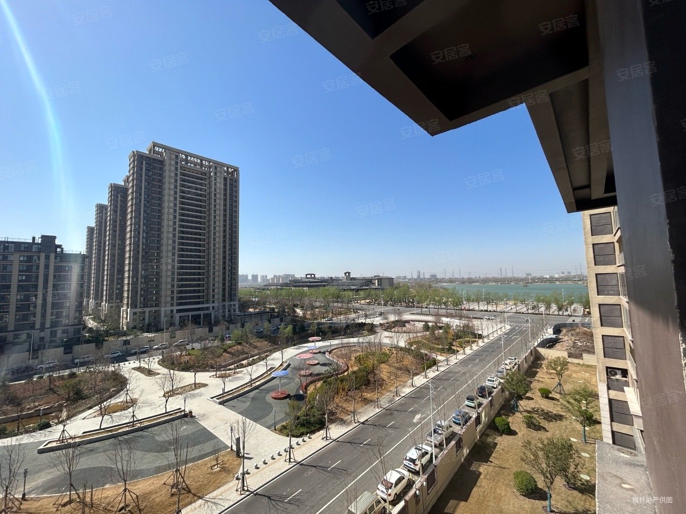 前排洋房顶楼带平台 三室朝南 可改四室看房有钥匙,建业世和府二手房