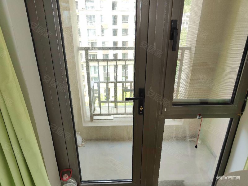 大华物业96平239个能谈.有钥匙.一期三室南边双阳台大卧室