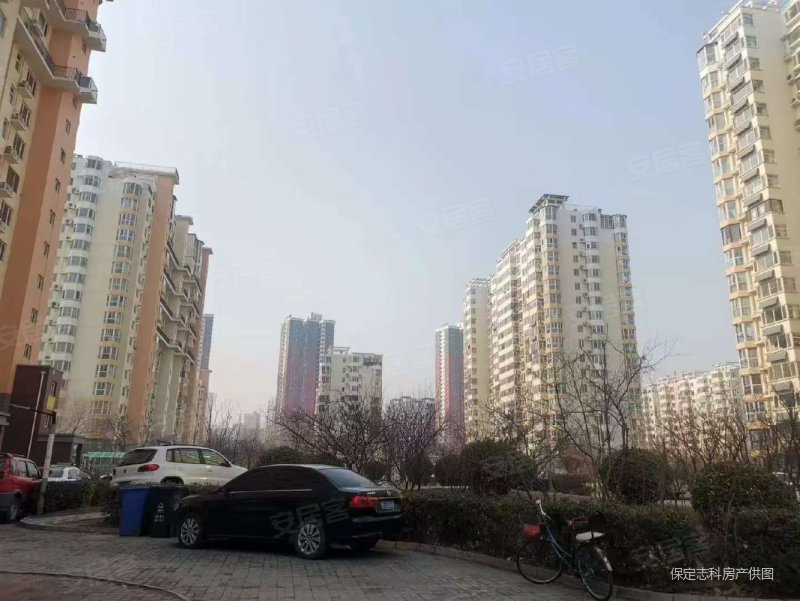 世纪华庭3室2厅2卫152㎡南北119.69万