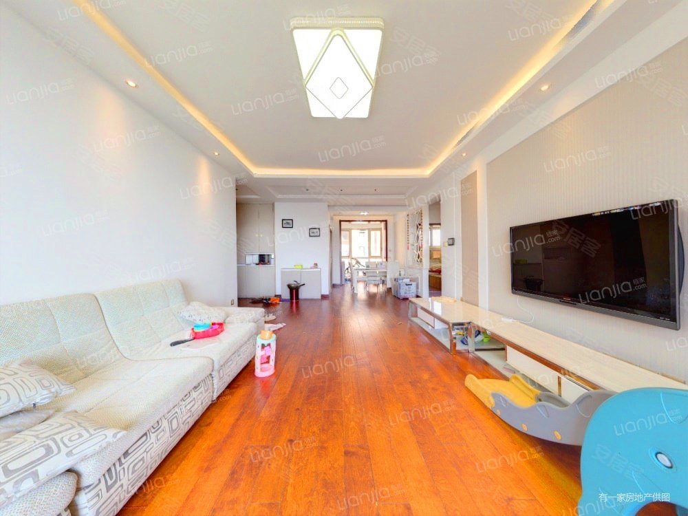 海尔山海湾3室2厅1卫130.5㎡南北120万