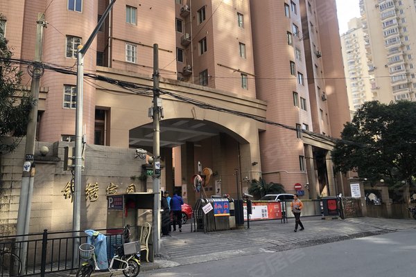 上海二手房 锦绣家园 > 吴凯文解读锦绣家园小区不足