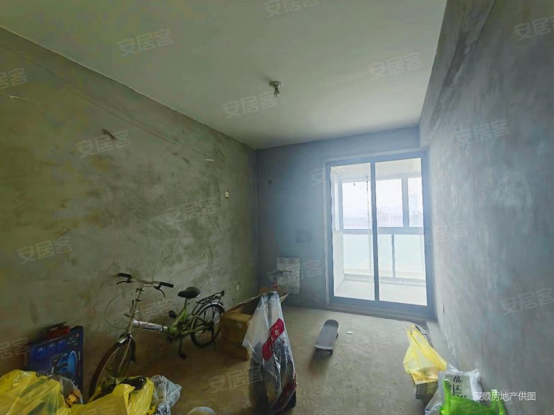 广视花园(东区) 南北通透 有电梯 产权清晰 交通便利