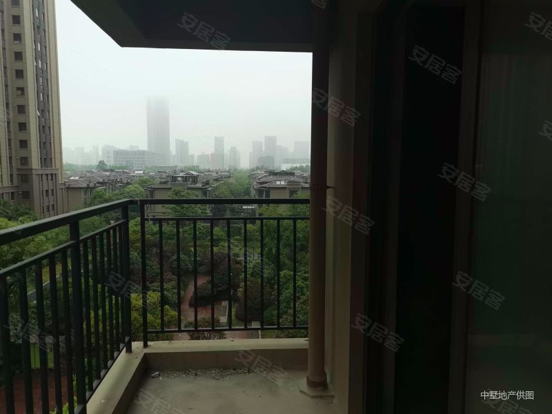 合肥房产网>合肥二手房>滨湖新区二手房>环湖cbd二手房>中海滨湖公馆>