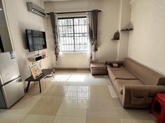 肇庆端州城东巴黎春天小区，一楼，50方，一房一厅加个细房，舒适靓装，光出租房源真实图片