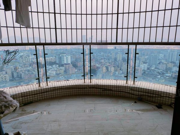 深圳宝安松岗鸿盛花园松岗华润万家,鸿盛花园,大四房两卫,高楼层南北