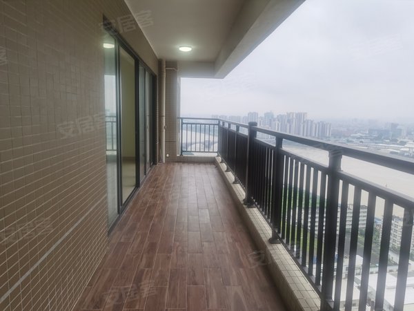 【多图】东江逸珑湾,新塘租房,东江逸珑湾 3室2厅2卫 电梯房 116平米