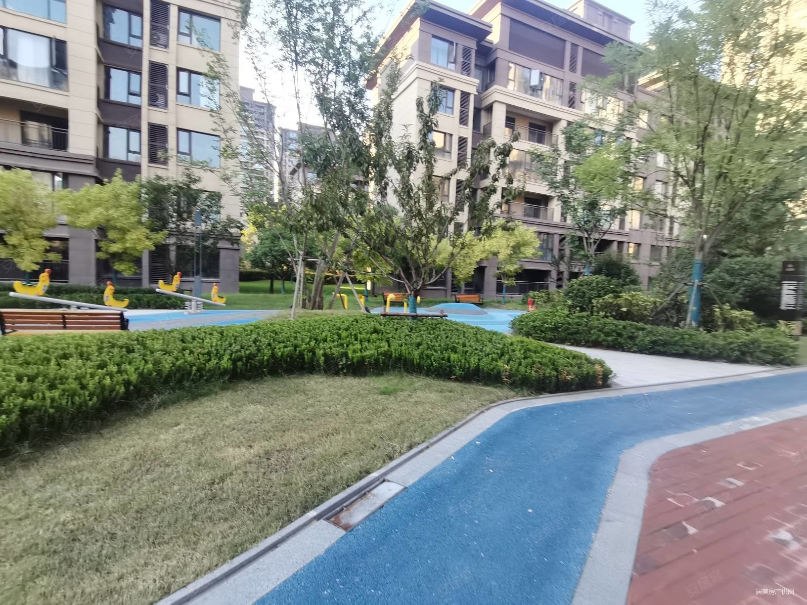 洛阳房产网>洛阳二手房>宜阳二手房>城区二手房>中骏雍景湾>