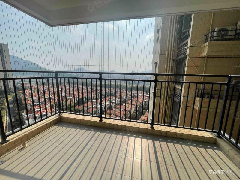 丰泰橡树溪谷 精装可拎包入住 房龄新 正南朝向 有电梯