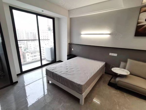 深圳福田华强北赤尾大厦福田 赤尾 精装阳台大一房  品牌家电  特价直