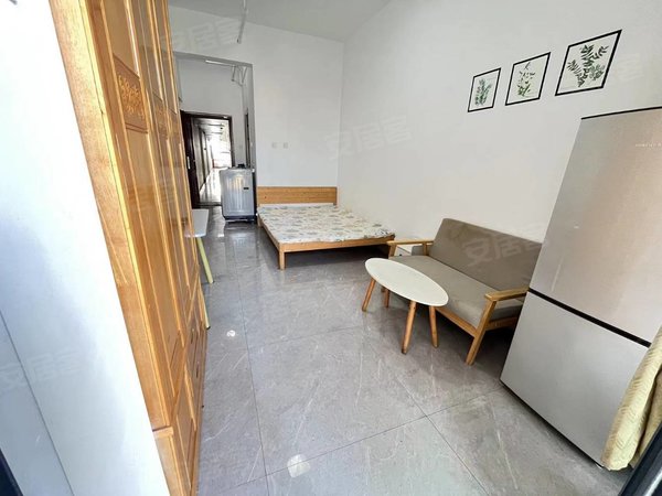 南宁江南五一路富宁大厦房东好说,价格可谈,富宁大厦小区,随时可以