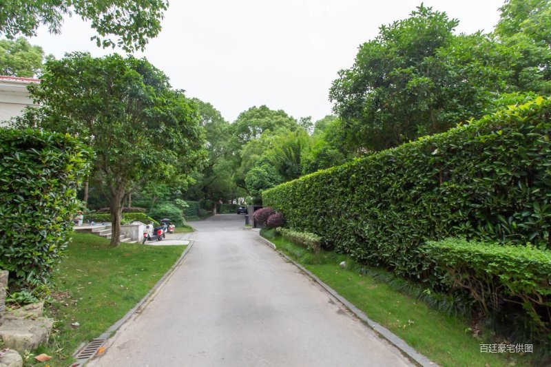 棕榈泉花园 中间楼层 满五 精装好房 朝南 低容积