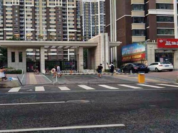 北京朝阳十里河周家庄中路19号院十里河周庄嘉园整租精装二居室出租