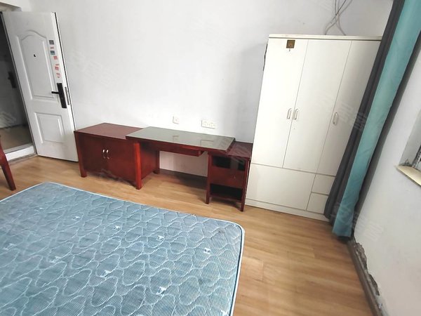 绍兴柯桥滨海秋实公寓(东区)秋实公寓主卧出租独立厨房卫生间带一个储