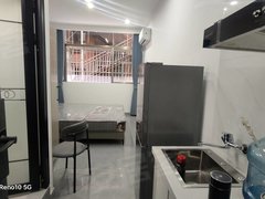 仁怀中枢鼓山路罗家坝公寓出租，步梯二楼，家电齐全可以做饭，1400一个月出租房源真实图片