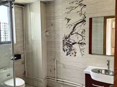 青岛城阳区政府盈园国际公寓 2室1厅2卫出租房源真实图片