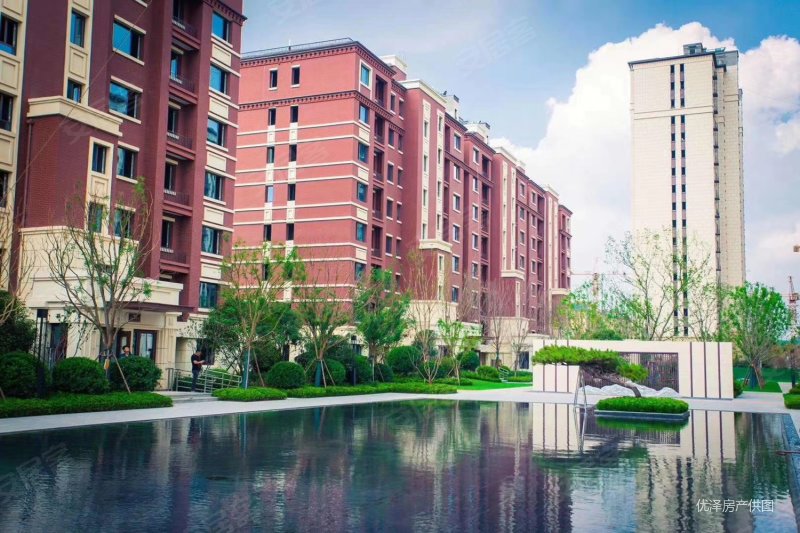 6平三室58 w 带车位天泰现房三个阳台户型方正泰华