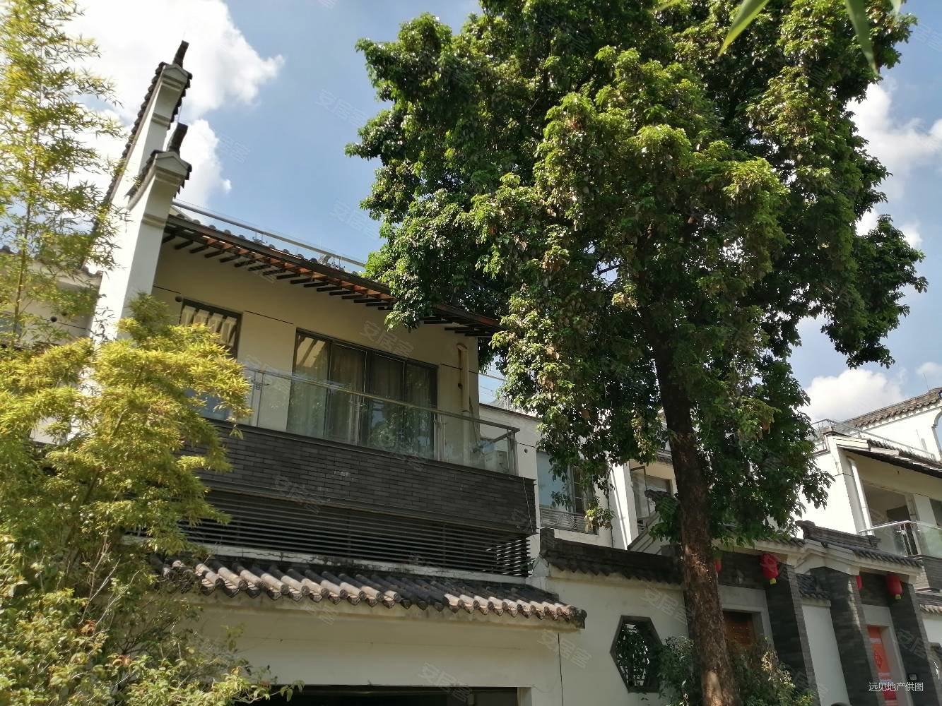 清华坊 古色古香纯别墅 前后花园 架空地下室 生活配套成熟