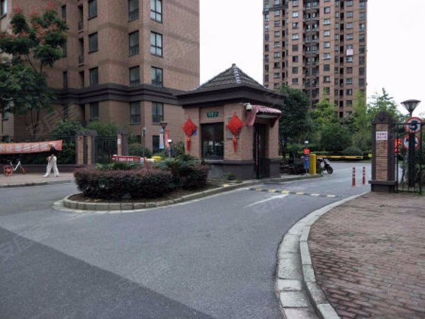 上海松江泗泾新凯城银杏苑佘山地铁口,精装电梯两房,宜家风格,实拍