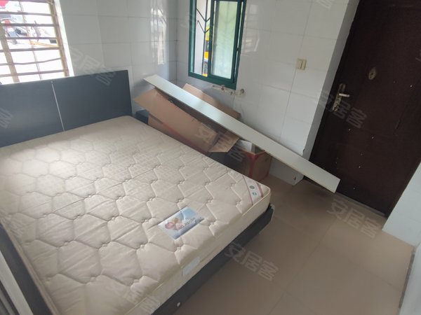 无锡梁溪金星芦庄六区(东区65-208号)房源采光好,南北通透,业主诚意出