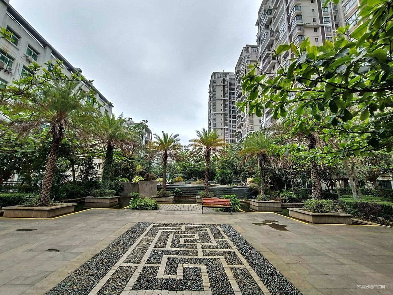 南海大道万达广场顶跃带大露台兰亭雅苑