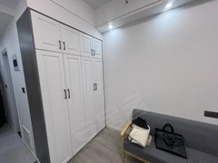 蚌埠蚌山新城区多套奥园公寓可短租一个月银泰商圈内 押一付一可短租 拎包入住出租房源真实图片