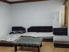 宿迁泗洪县青阳街道1.2万出租教师公寓4楼3居室简装全配拎包即住随时看房。出租房源真实图片