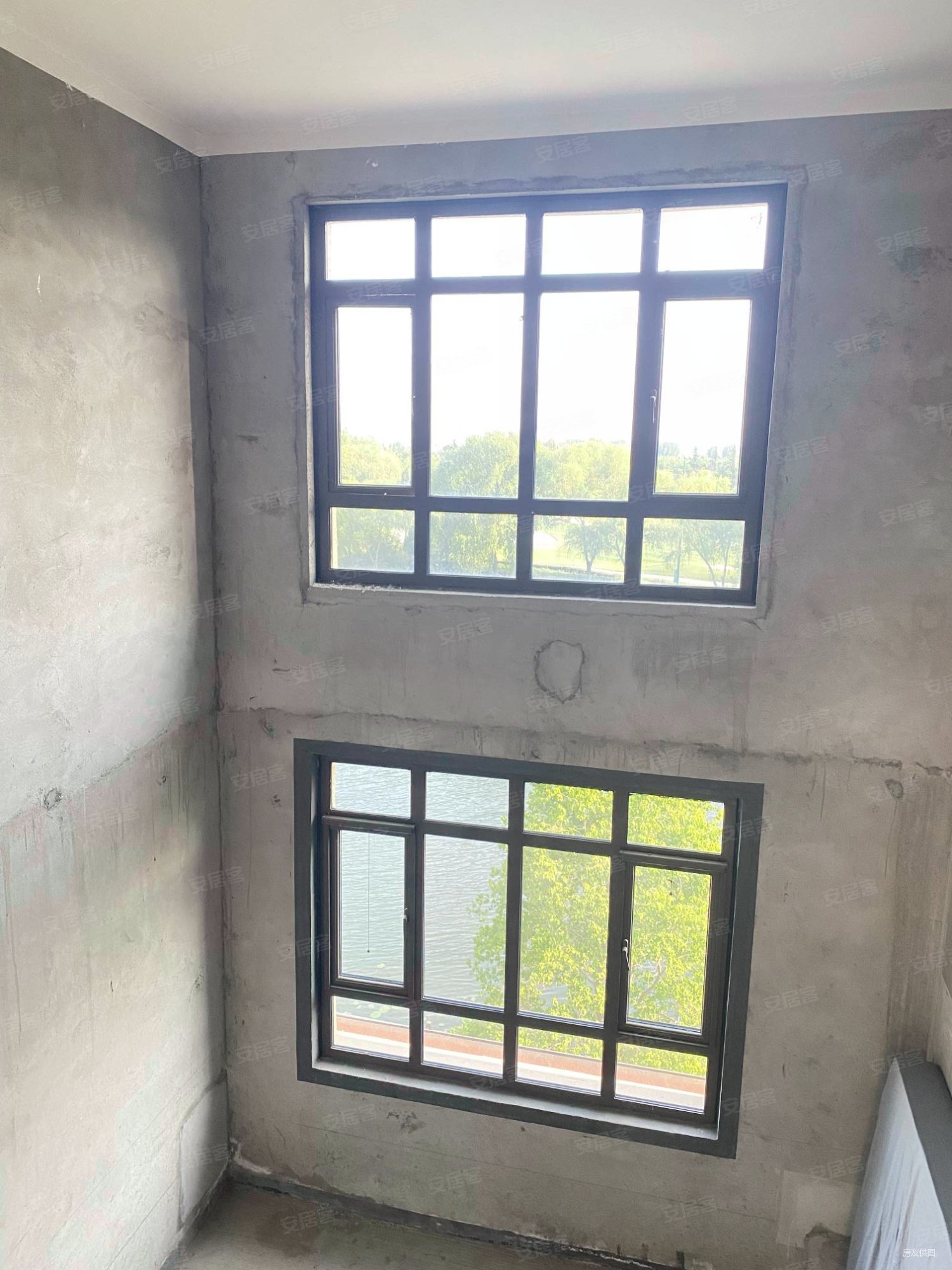 金沙湖 临湖叠墅  直面观湖 临水而居 诚售 可商谈 有钥匙