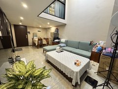 东莞东坑东坑城区万科金域广场 电梯房 2室2厅2卫 南北通透出租房源真实图片