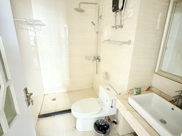 金华金东多湖万达广场诚租万达广场，自住装修，位置好轻轨口，购物交通便利，拎包入住出租房源真实图片