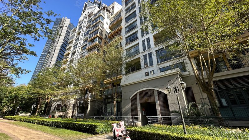 天鹅堡二期难得小高层9楼,共11层超大阳台美呆啦!