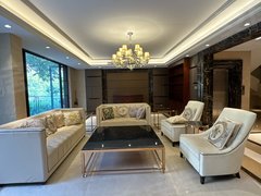 佛山顺德容桂剑桥印象 5室2厅5卫  豪华装修 350平米出租房源真实图片