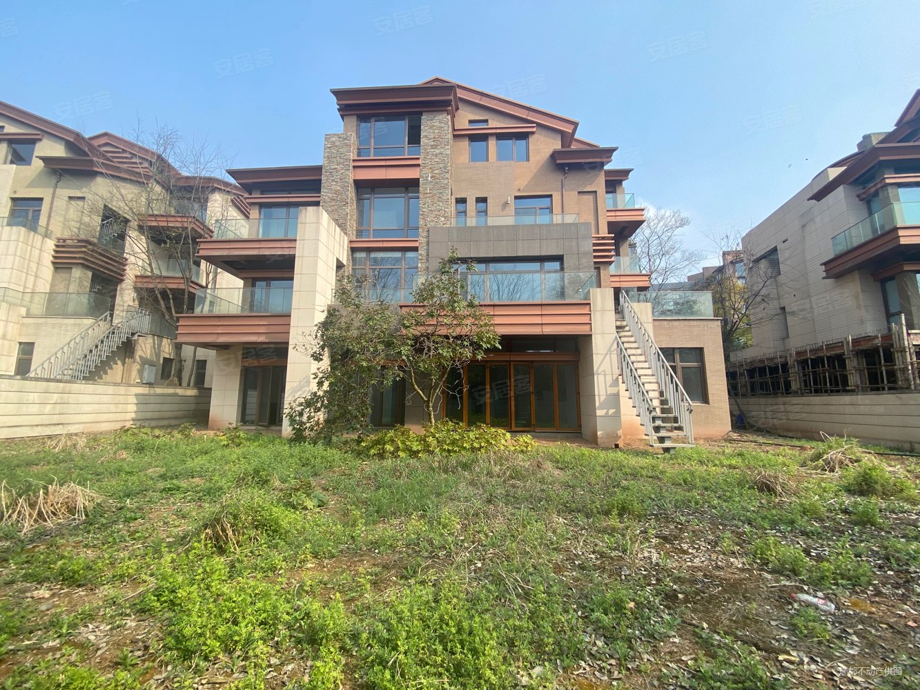 麓山国际黑玺庄园传承大宅500平大花园套房6车库