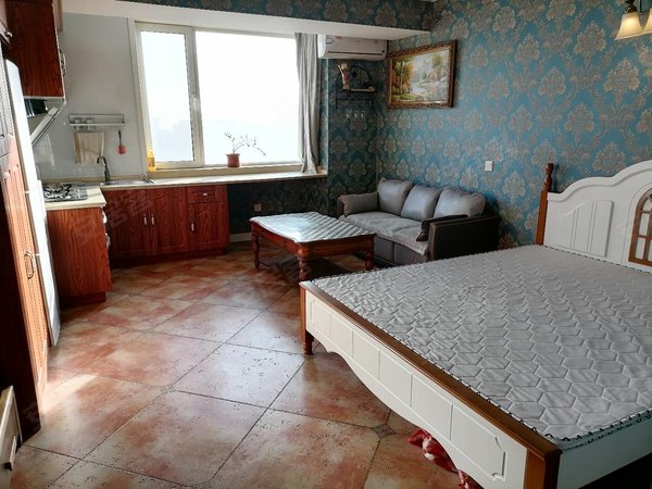 包头昆都仑丰盈道京奥港花园(商住楼)可短租，押一付一，帝景豪装公寓，采光好，带空调，高档家具家电出租房源真实图片