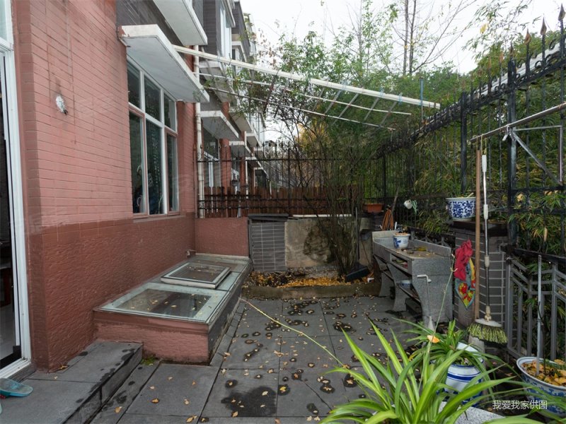 商品房 购物方便 医疗配套成熟 南北通透 交通便捷,大华颐和华城(别墅