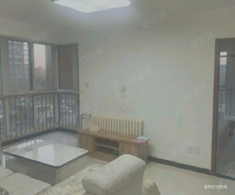 仁和花园(东区)~电梯房~正规1居室~带独立客厅~出行方便