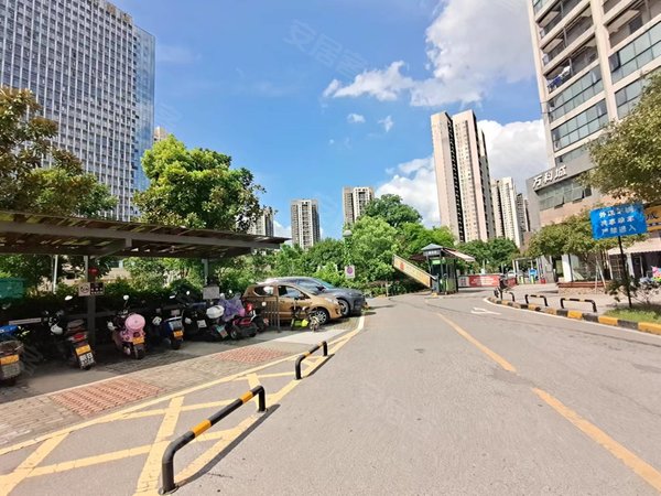 长沙开福马厂万科城(二期b区)五一 马厂 北辰 润和国际 精装两房 配套