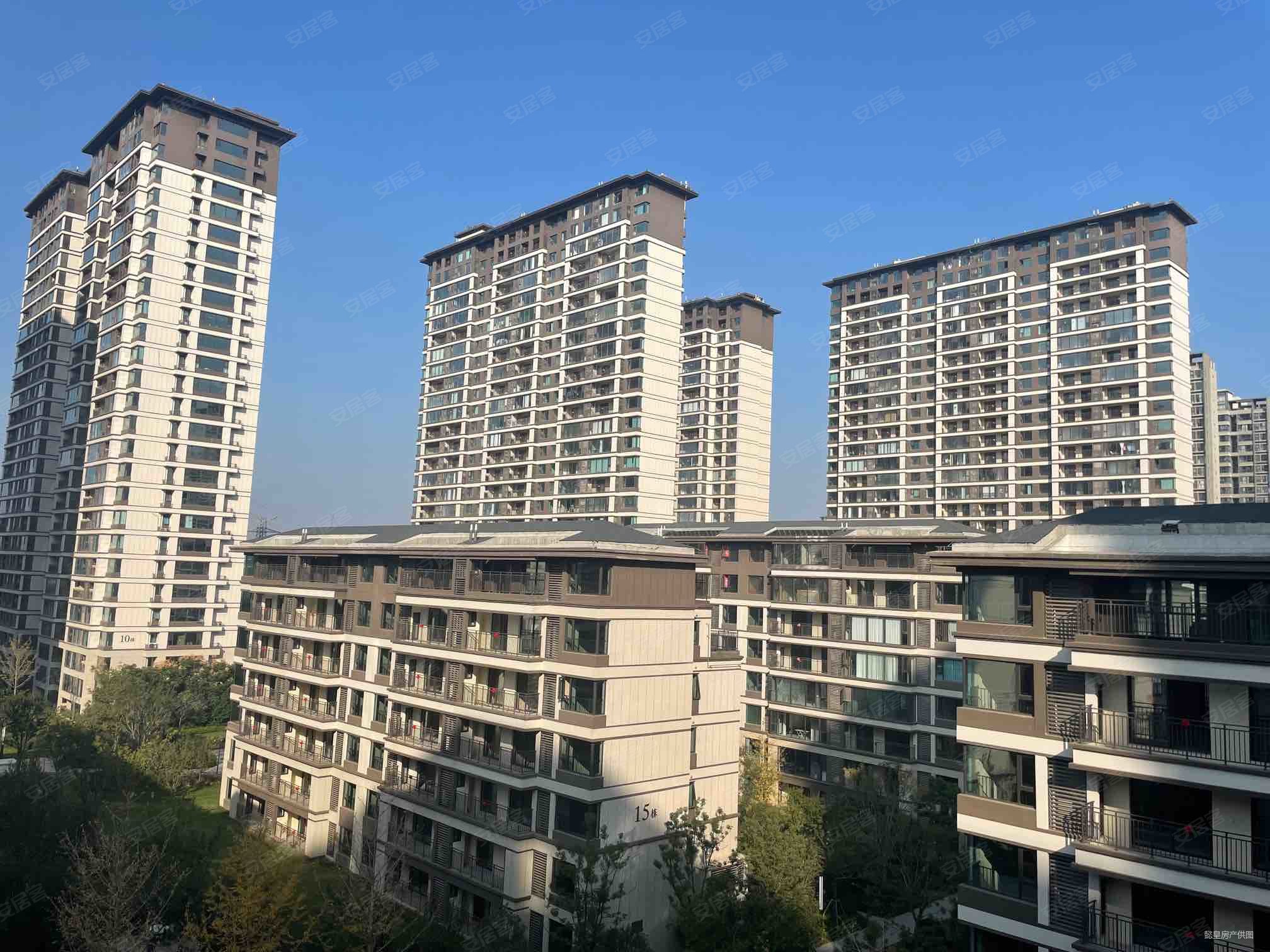 绿都中梁青云赋